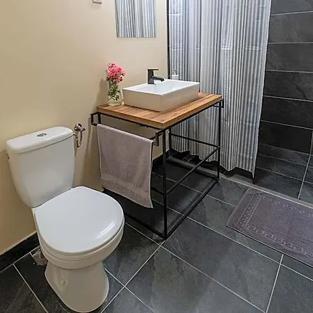 Tarnoca Kuria Bed & Breakfast 4*