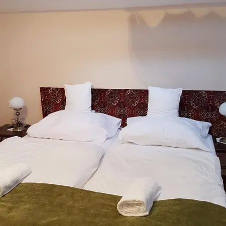 Tarnoca Kuria Soponya