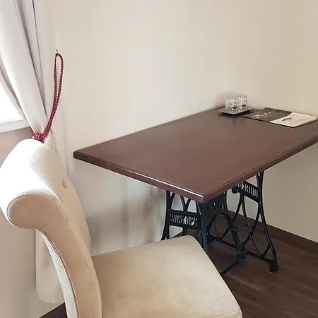 Tarnoca Kuria 4*