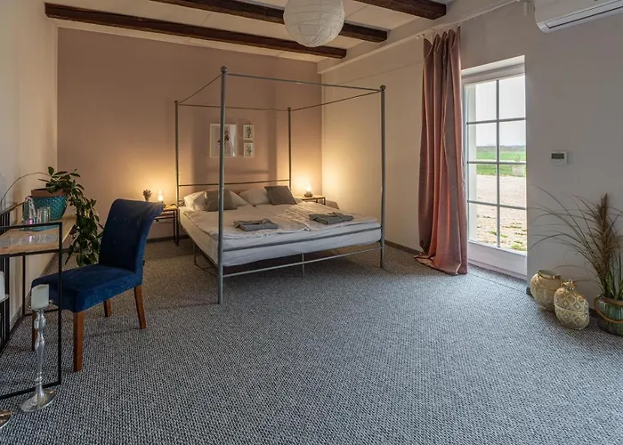 Couette-café Tarnoca Kuria 3*